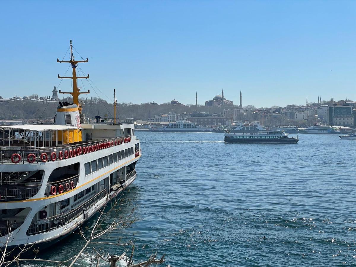 Weingart Port Seaside Hotel Istanbul Exterior photo